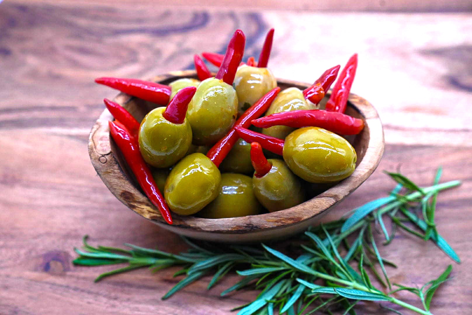 Greckie zielone oliwki z papryczką Piri Piri